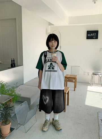 Wenta Lettering Color Matching Raglan Short Sleeve Tee